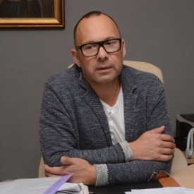 «СейЧас»:Олег Шапошников об актуальной классике и Гоголе на латгальском