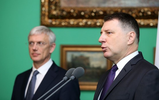 Президент доверил третью попытку сформировать правительство Кариньшу