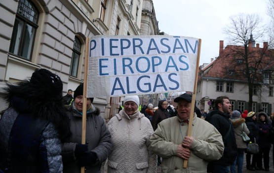 �������� 2000 �������� ����� ����� ������� ��������� �������