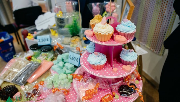 Burbuļu fabrika �������� ��������� �� ������������� ���������