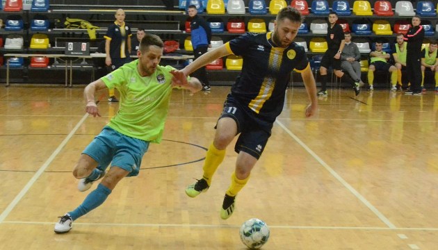 ������: ���� �����/���� � ����-������� ������ ����