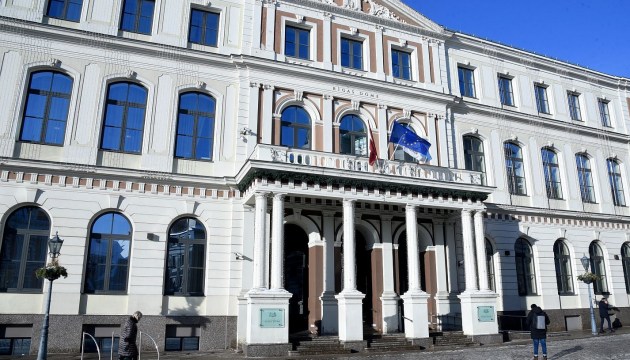 KNAB ������ ����� � � ������� ����