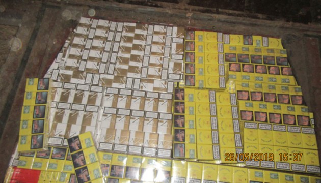 ����������� ������ 300 000 �������