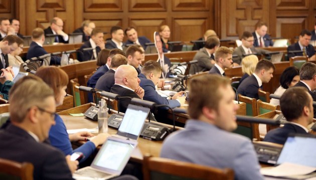 ������������ ������� � 40-���������� ����������� ��������� ������ ��������