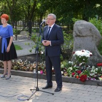 Надо говорить о тех событиях, извлекая уроки…
