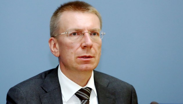 С января министр иностранных дел включил в список нежелательных лиц 161 человека
