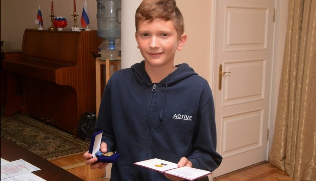 ��������� ��������, ������, ��������������