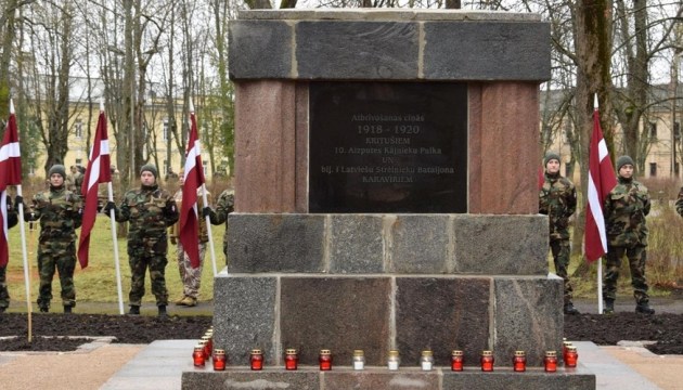 Общественникам удалось расплатиться за восстановление памятника