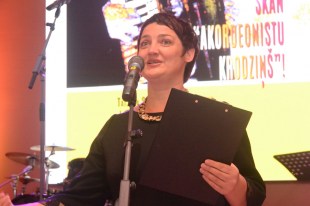 Lai skan �Akordeonistu krodziņš�!