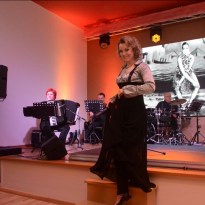 Lai skan �Akordeonistu krodziņš�!