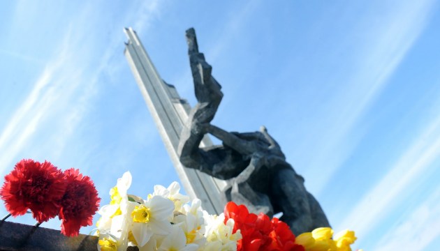 ��� ���������� � ��������� ������������� � ����: ���������� ���������� ������� ����� ���� �����