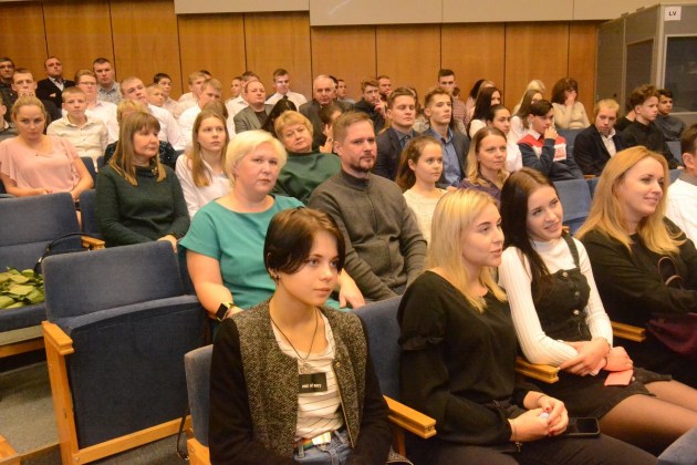 ���������� ����� �������� ������ �������������