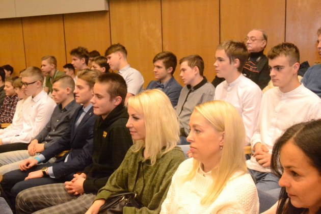 ���������� ����� �������� ������ �������������