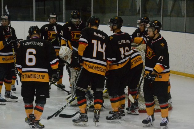 ���������: 6 ����� � ����� � 300 ����