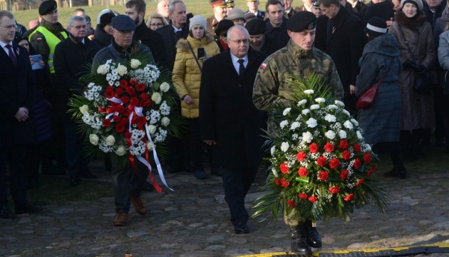 ������ ������������