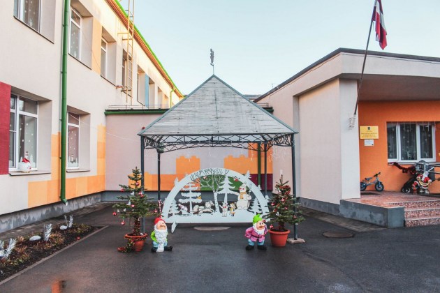 ������� ��� � 23 (��. ������, 100)