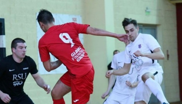 «Локомотив» в шаге от полуфинала