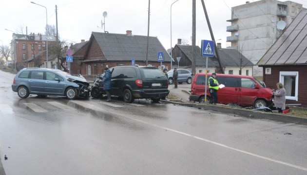 �� ����� �������� ��������� ������ � �������������