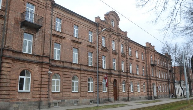 Даугавпилсский суд постановил: врать можно!