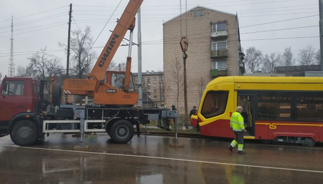 ����� ������� ����� � ������� (�����)