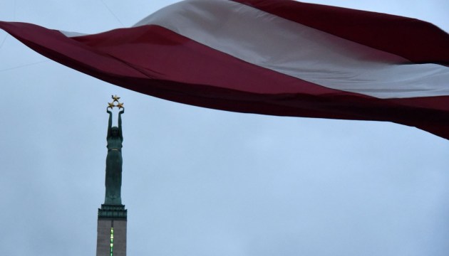 ���� �������� ������ ��������� ����������� 4 ��� ����