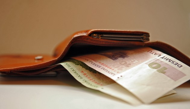 Зарплаты учителей повысятся с 1 сентября. Так решило правительство