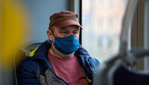 На самолетах, паромах и автобусах: кого и как будут регистрировать?