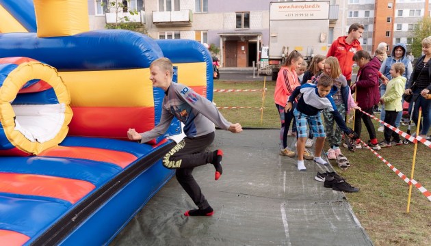 �������� ����� ������ �� ����� ����������