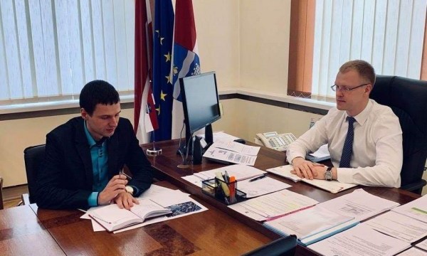 �. ������� ������� ����������������� ������ ���� ��� ������ ���