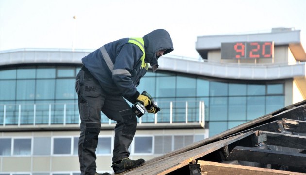 Подготовка к сказочным зимним праздникам началась