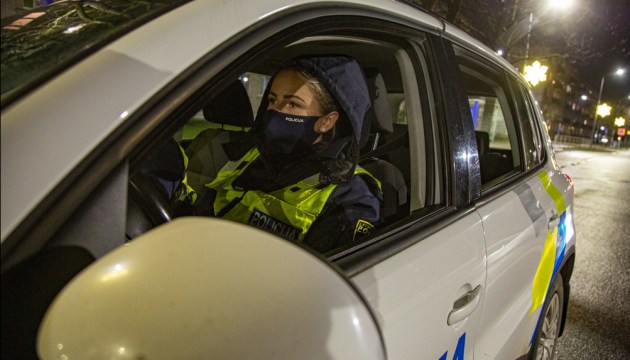 �� ������ ��� - ����� 3000 ���������������� ��� �� ������������ �������������� ����