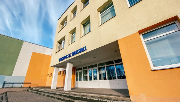 ������������� ��������� 15-� ������� ����� ��������� (�����)