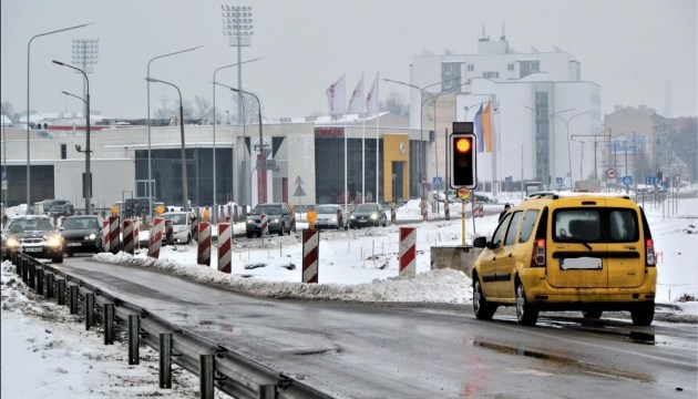 Реновация ул. Циетокшня: строители постепенно возвращаются к работе