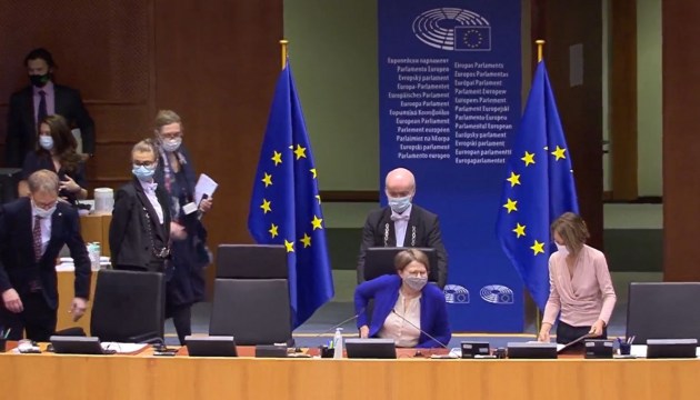 Европарламент в резолюции о Навальном потребовал остановки «Северного потока-2» и введения новых санкций