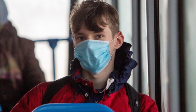 Covid-19 ������ 21 ������� � 17 ���������