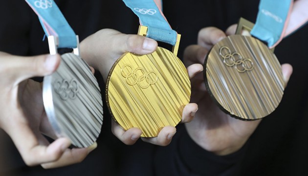 Перспективные спортсмены могут претендовать на стипендии от ЛОК