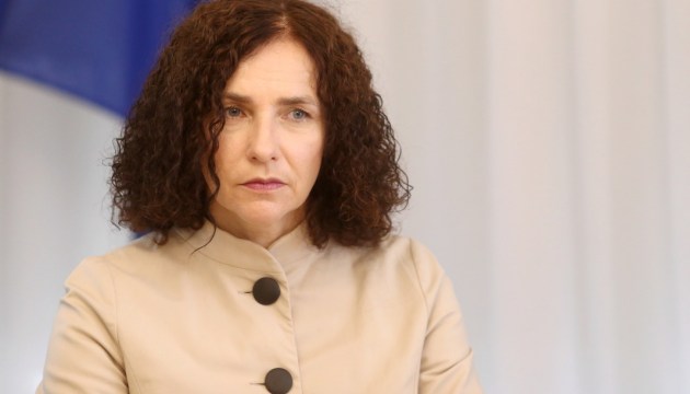 Илга Шуплинска дистанционно встретится с даугавпилсскими педагогами и родителями