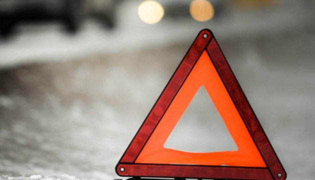 � ������������ ���� ����������� �������� � �����������