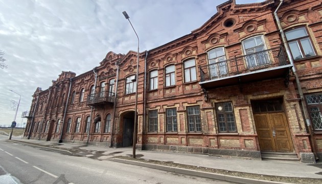 ������ ������������� ���������� � ���������� �������