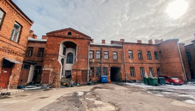 ������ ������������� ���������� � ���������� �������