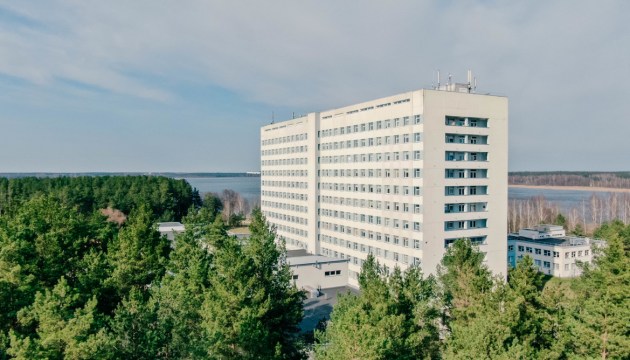 «Пожилые люди живыми из больницы не выходят»: от терапии до морга
