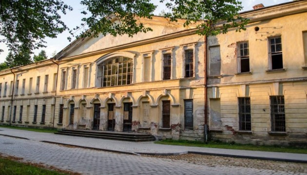 Инвестор хочет превратить «заброшку» в Крепости в элитный отель
