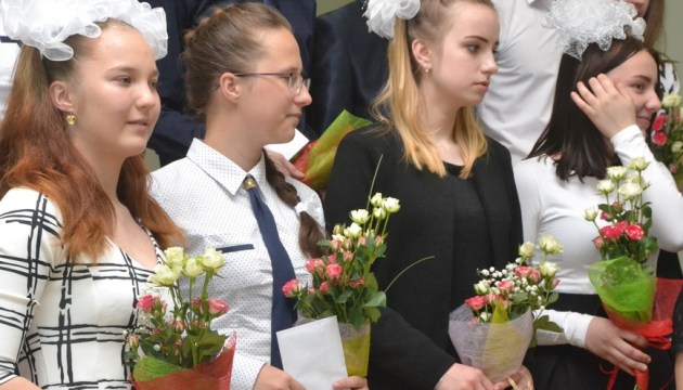 ��� 12-� ������� ��������� ��������� �������� ������