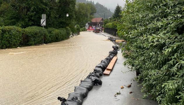 ���������� � ������� ������� �������������� (����, �����)