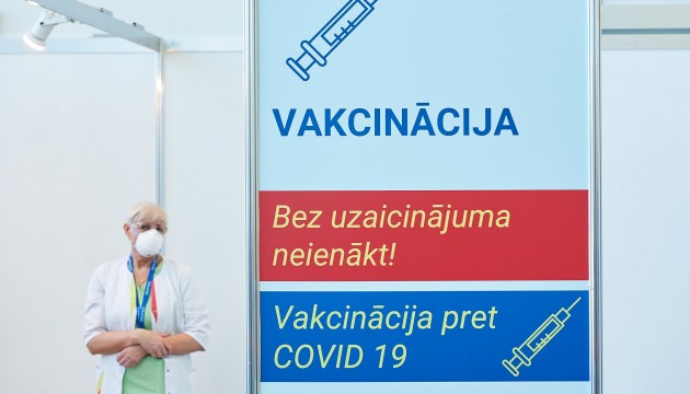 "Государство возьмет ответственность за побочные эффекты после прививок"