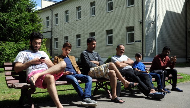 Центр размещения беженцев в Муцениеки заполнен, среди беженцев 105 детей