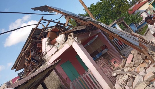 Мощнейшее землетрясения на Гаити: погибли минимум 724 человека