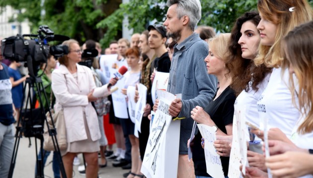 ������� ���� ����������� ����� ��������. ������� ������ � "���������� ��������"