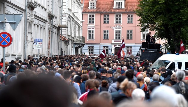 Ночью после пикета против "принудительной вакцинации" не обошлось без провокаций