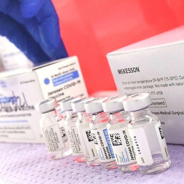 В Латвию возвращается вакцина Johnson & Johnson